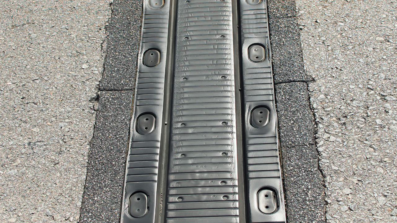 Expansion joint work